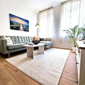 Happyside - Sm00th - Landhaustil - Wlan - Nespresso Apartment Leipzig