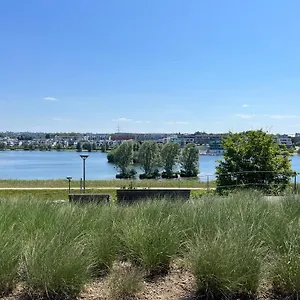  Apartment Haus Mit Panoramablick Auf Den Phoenixsee