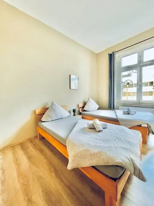Dortmund City Wohnung 85/3 0*,